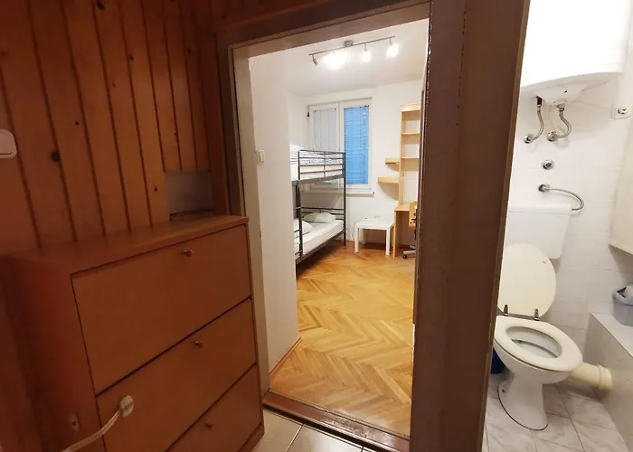 For Four With Free Parking Apartamento Liubliana